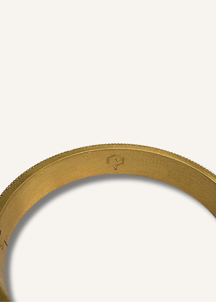 Julie Vos Bee Hinge Bangle
