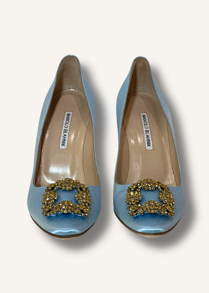 Manolo Blahnik Light Blue Hangisi Pumps