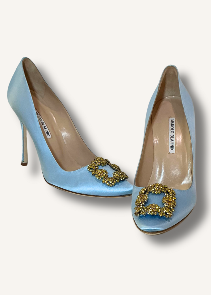 Manolo Blahnik Light Blue Hangisi Pumps