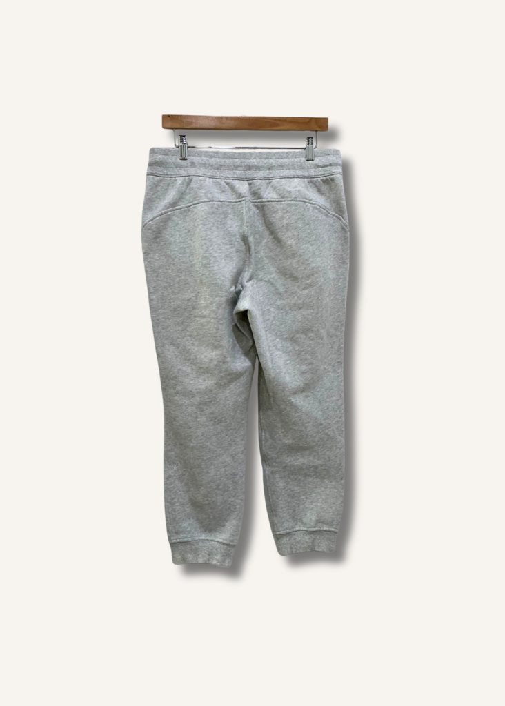 Lululemon Scuba Mid-Rise Oversized Jogger