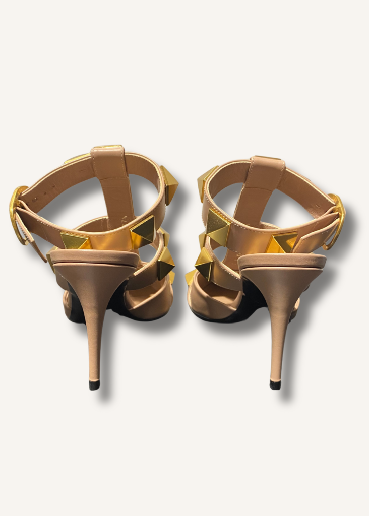 Valentino Rockstud Leather Pumps