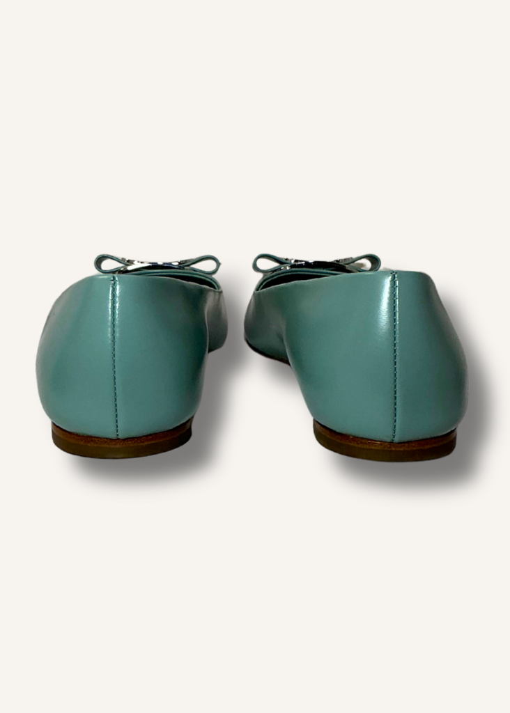 Ferragamo Vara Bow Flats