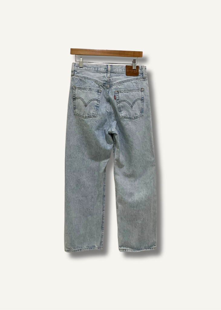 Levis Ribcage Straight Ankle Jean
