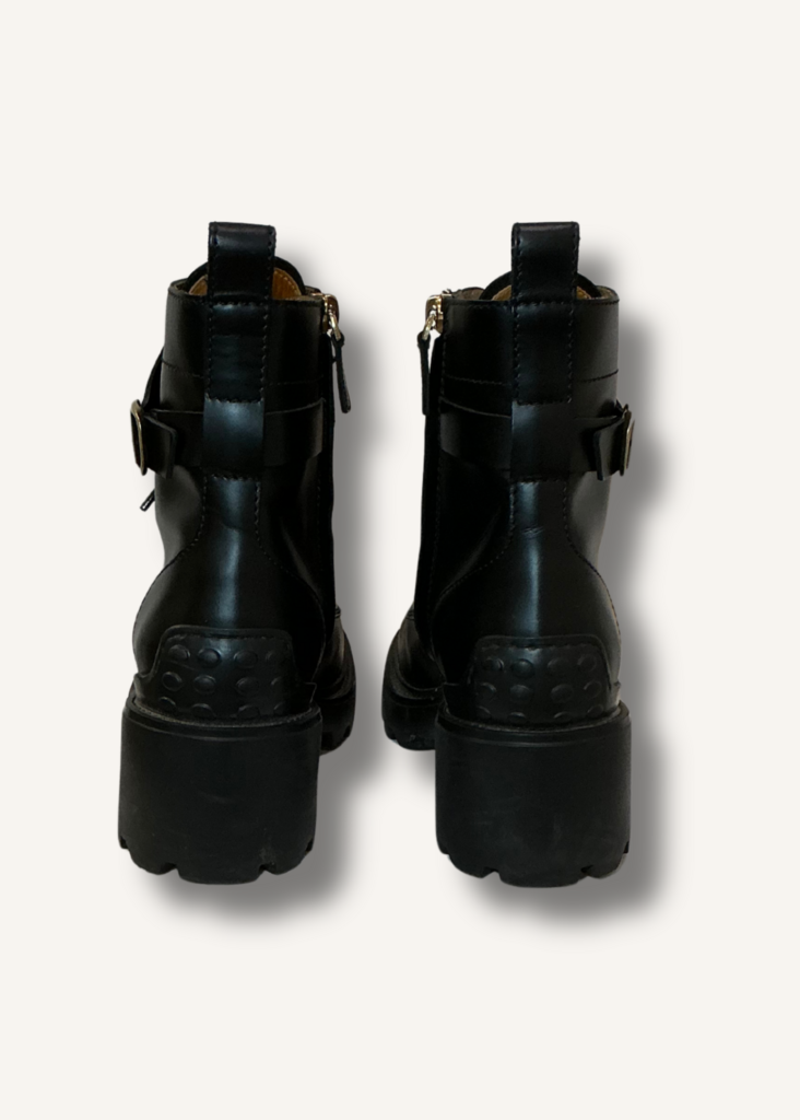 Tods Chain-Detail Lace-Up Boots