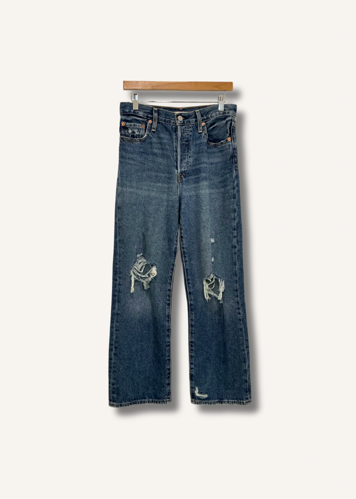 Levis Ribcage Straight Ankle Jean