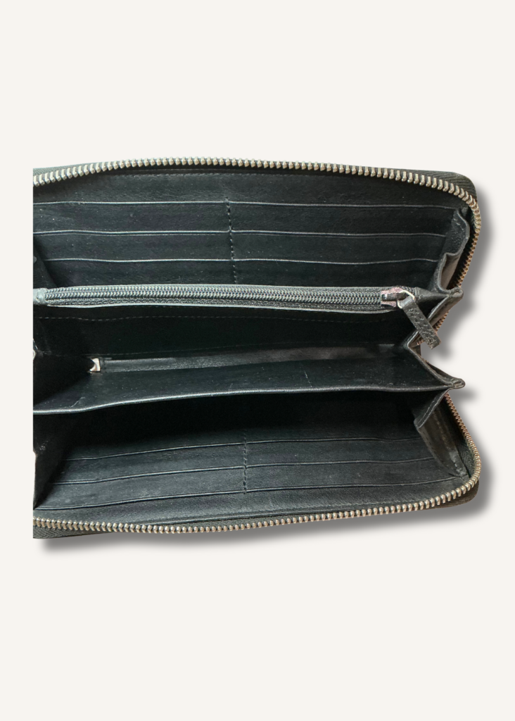 Gucci Zip-Around Wallet