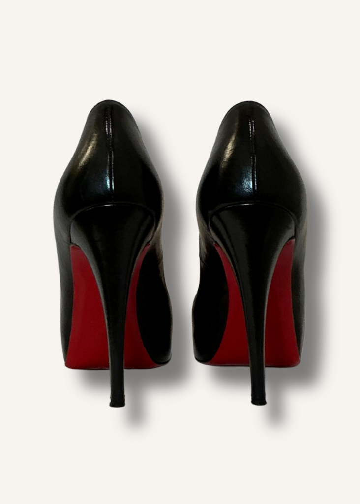 Louboutin Very Prive Pumps