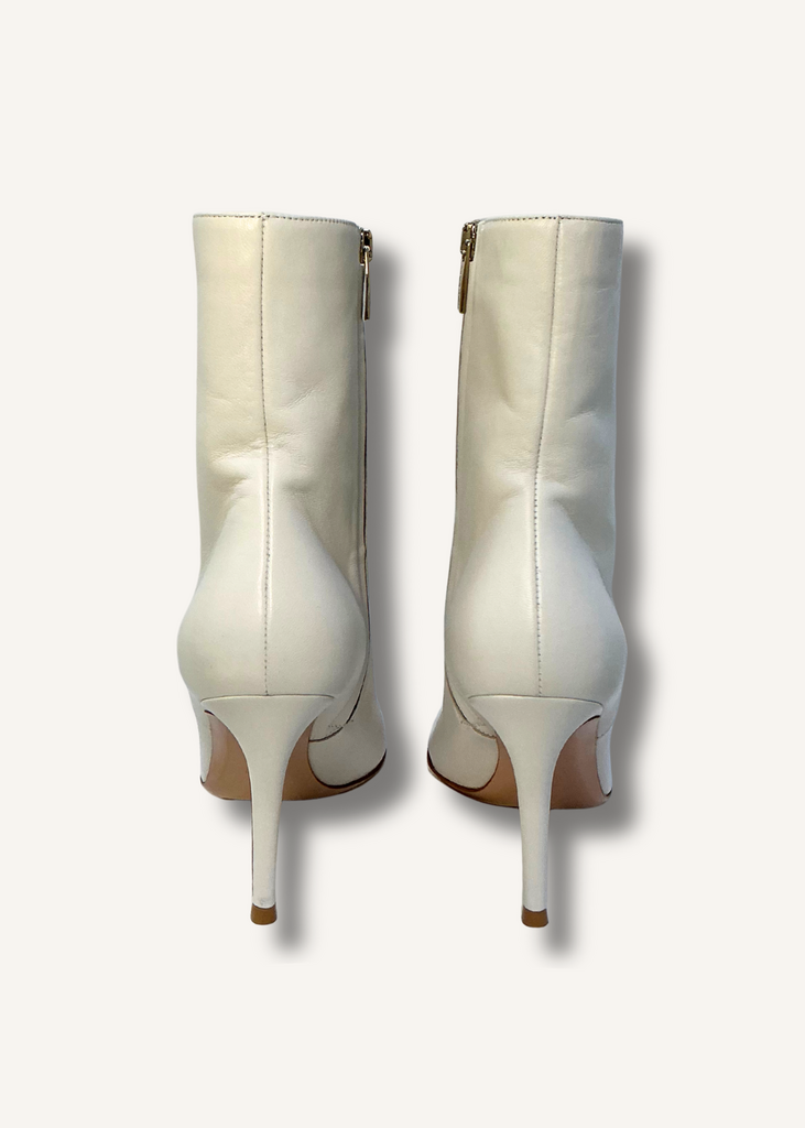 Gianvito Rossi Peep Toe Booties
