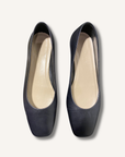 Everlane The ‘90s Flat