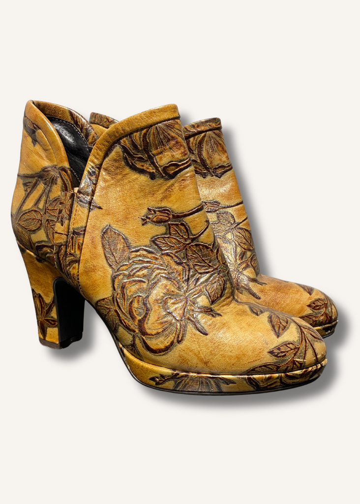 Cucieria Fiorentina Embossed Leather Boots