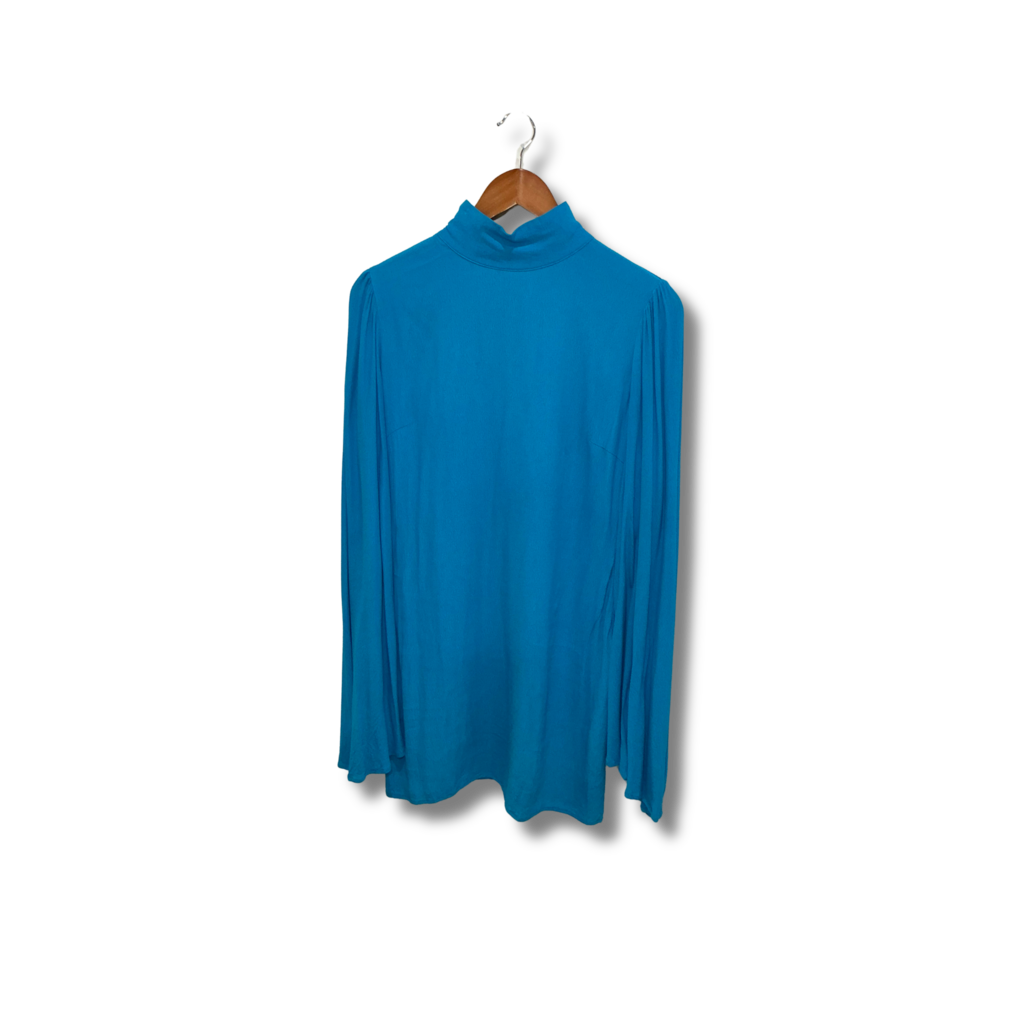 Vestique Dress