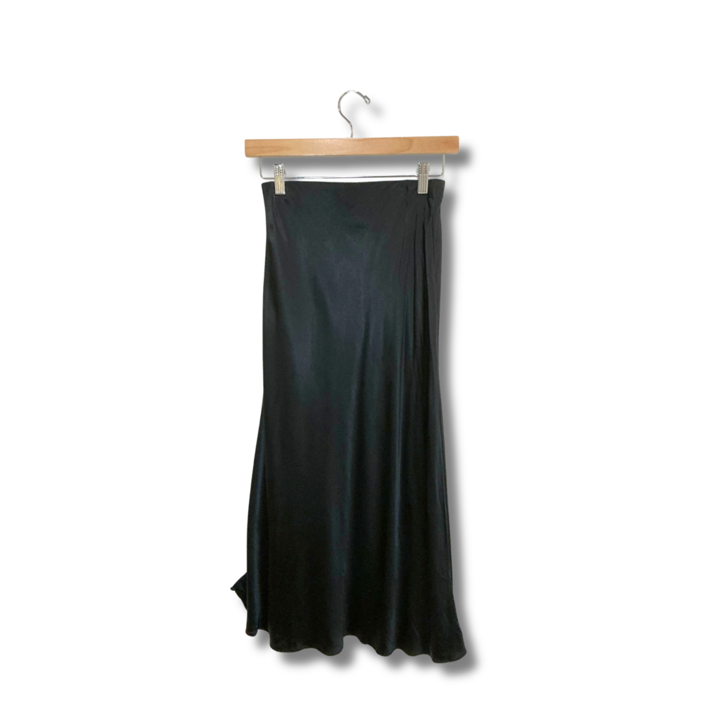Rails skirt